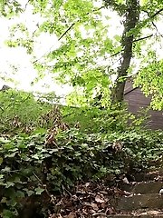 15 pictures - Pretty girl in camouflage top pisses down the steps