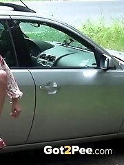 15 pictures - Peeping tom catches girl peeing in layby