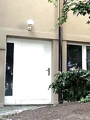 15 pictures - Nervous teens public peeing for her boyfriend